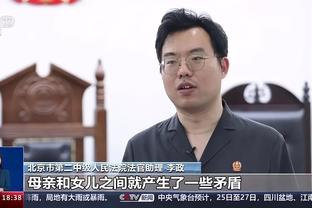 斯波：我对里夫斯印象深刻 他真的很聪明&总能找到解决问题的方法